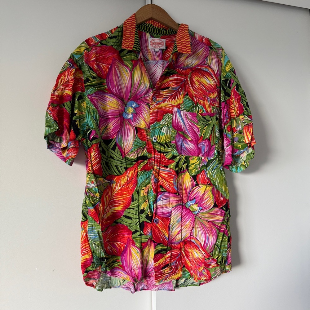 Vintage Jams World Vibrant Multicolor Hawaiian Shirt